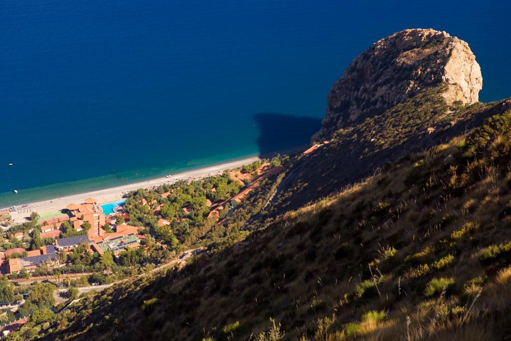 TH Gioiosa Mare - Capo Calavà Village Gioiosa Marea Esterno foto