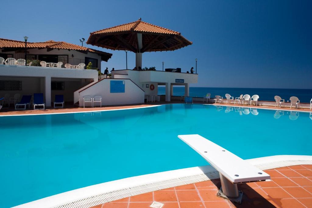 TH Gioiosa Mare - Capo Calavà Village Gioiosa Marea Esterno foto
