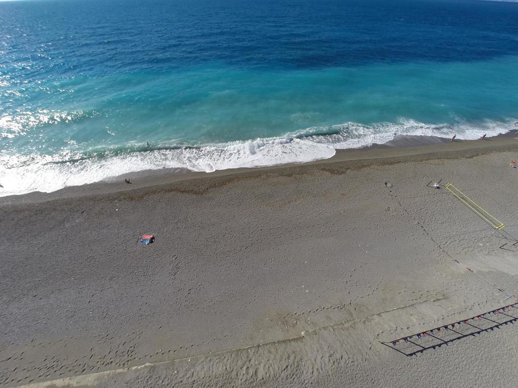 TH Gioiosa Mare - Capo Calavà Village Gioiosa Marea Esterno foto