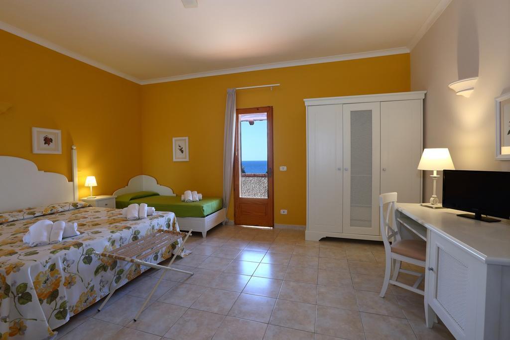 TH Gioiosa Mare - Capo Calavà Village Gioiosa Marea Esterno foto